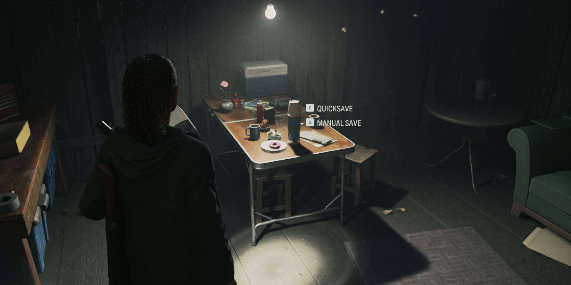 Сага Андерсон использует кофе для сохранения игры в Alan Wake 2