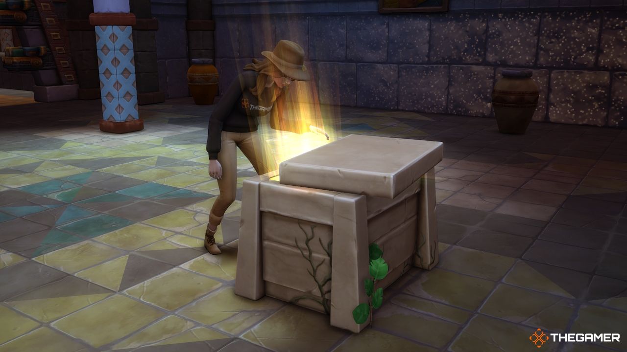 Сим открывает сундук с сокровищами в Храме.